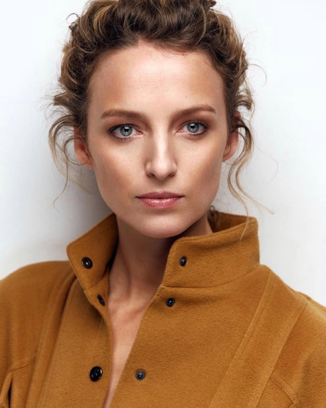 Stéphanie Crayencour