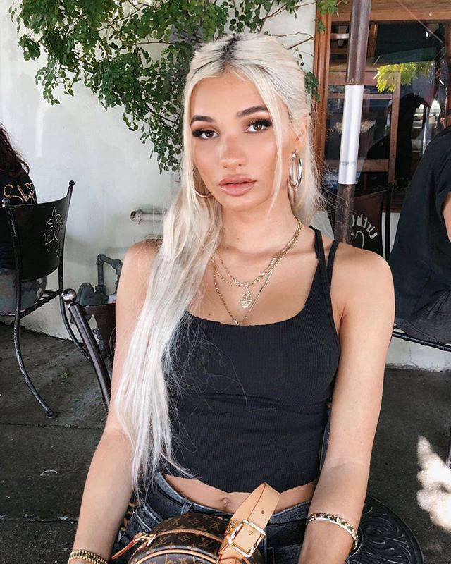 Pia Mia - Photo