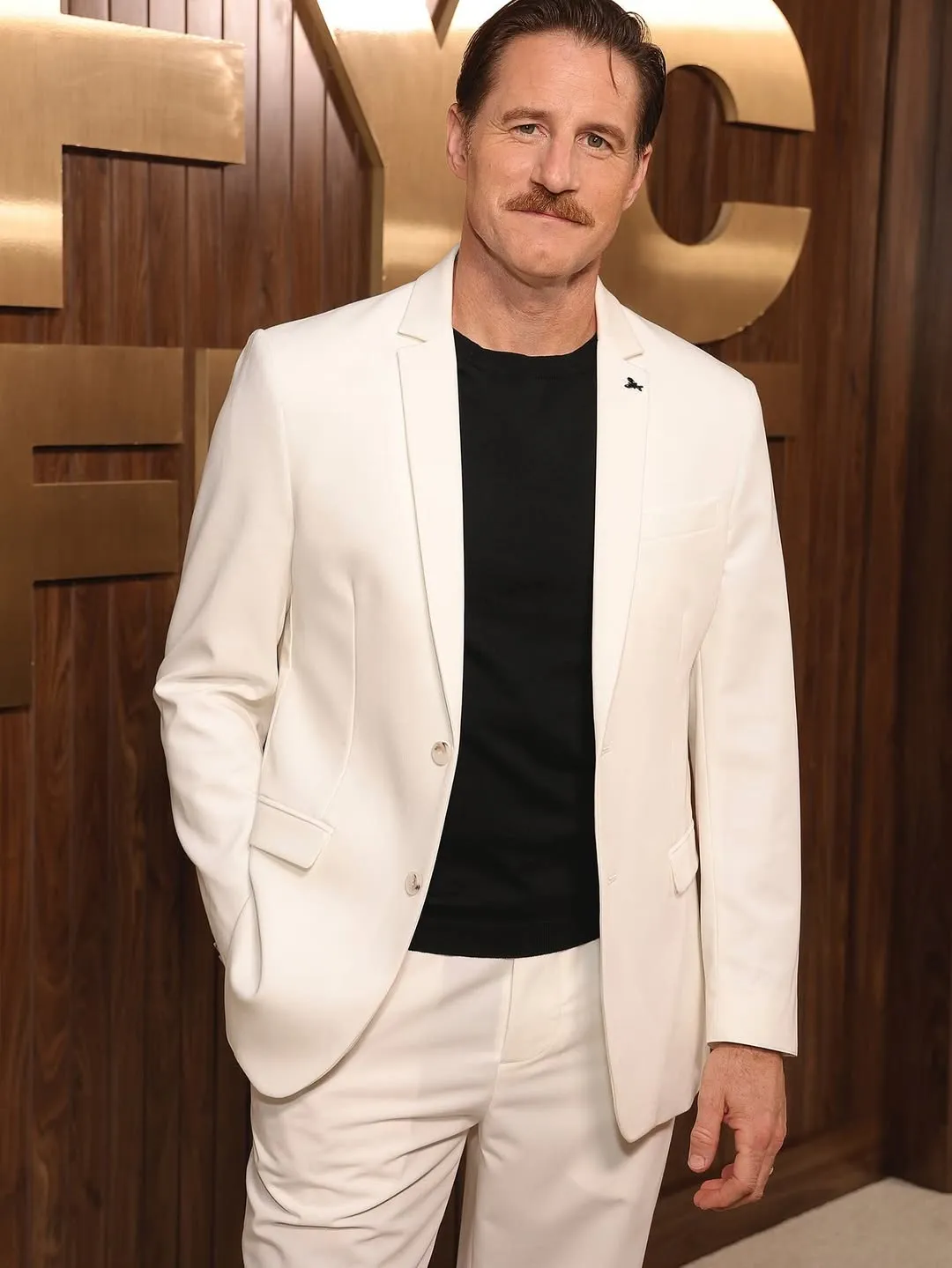 Sam Jaeger - Photo