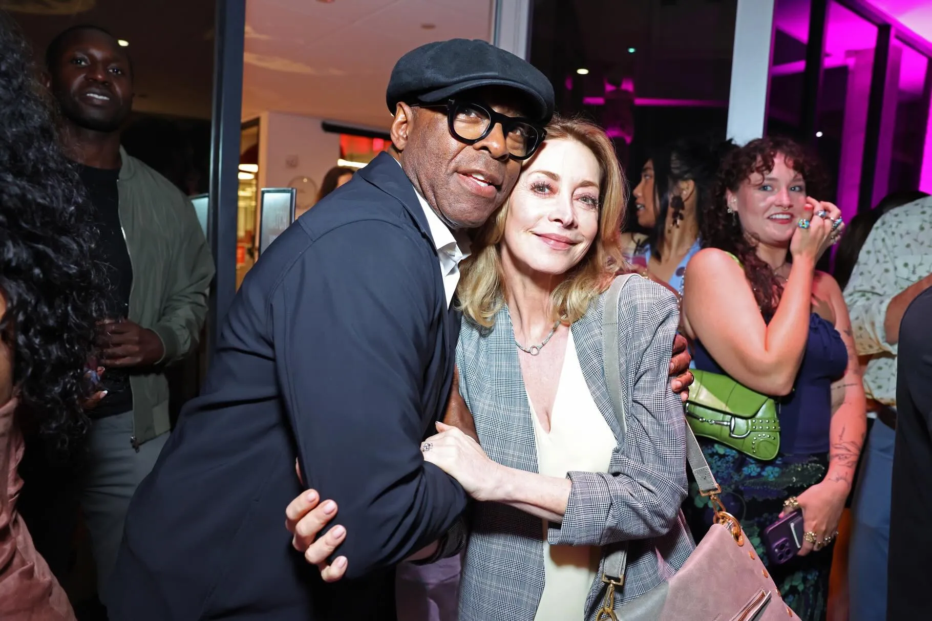 Sharon Lawrence - Photo