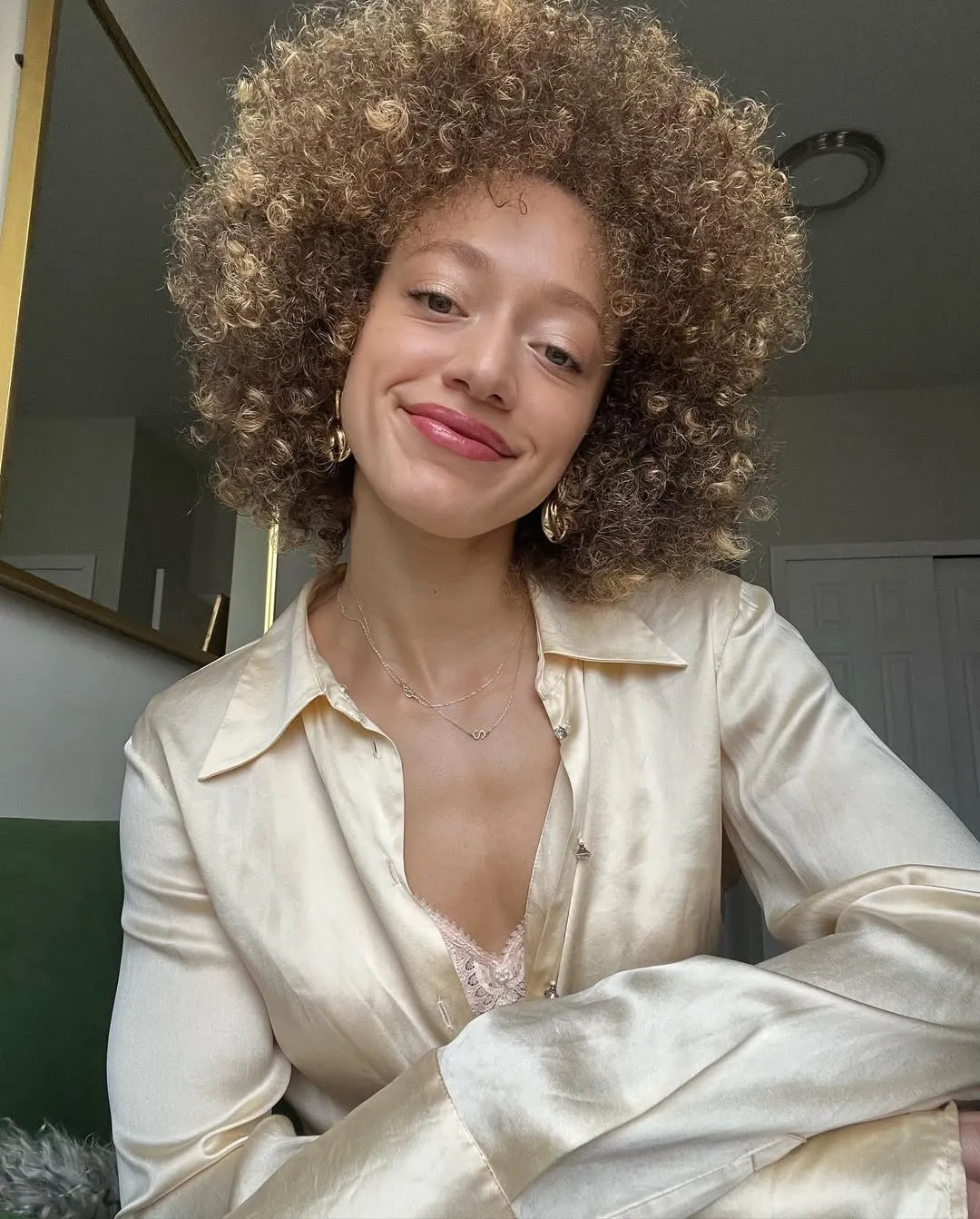 Sydney Cole Alexander - Photo