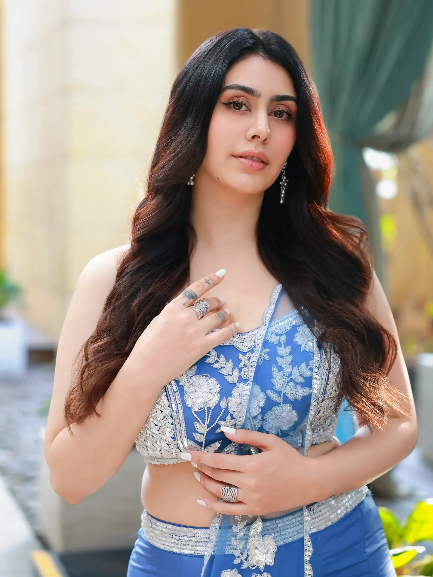 Warina Hussain - Photo