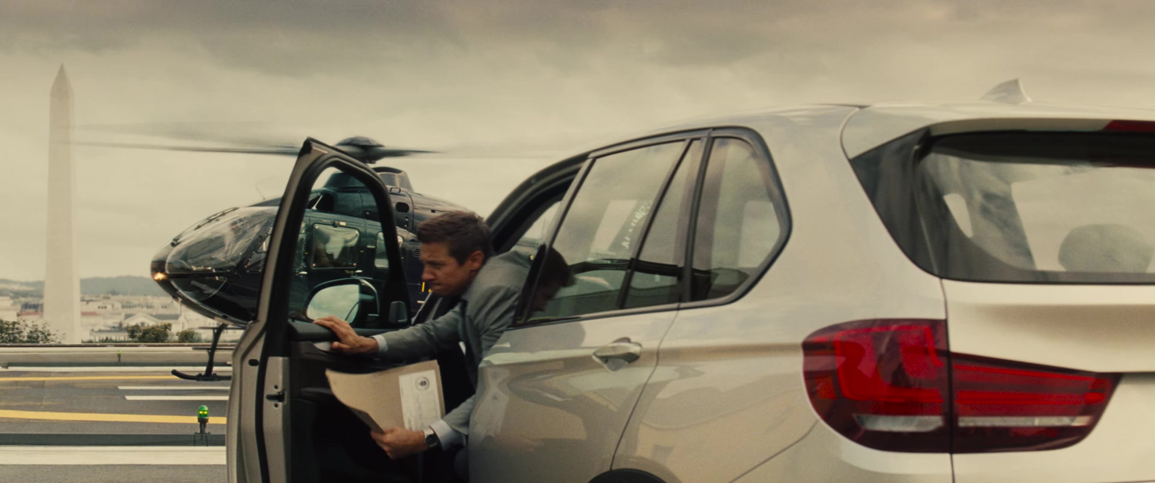 Mission Impossible – Rogue Nation  Official Trailer